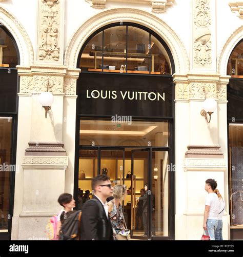 louis vuitton in milan italy|buying louis vuitton in milan.